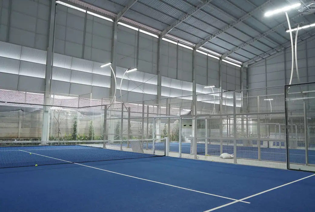 Courts at Bango Padel Parc